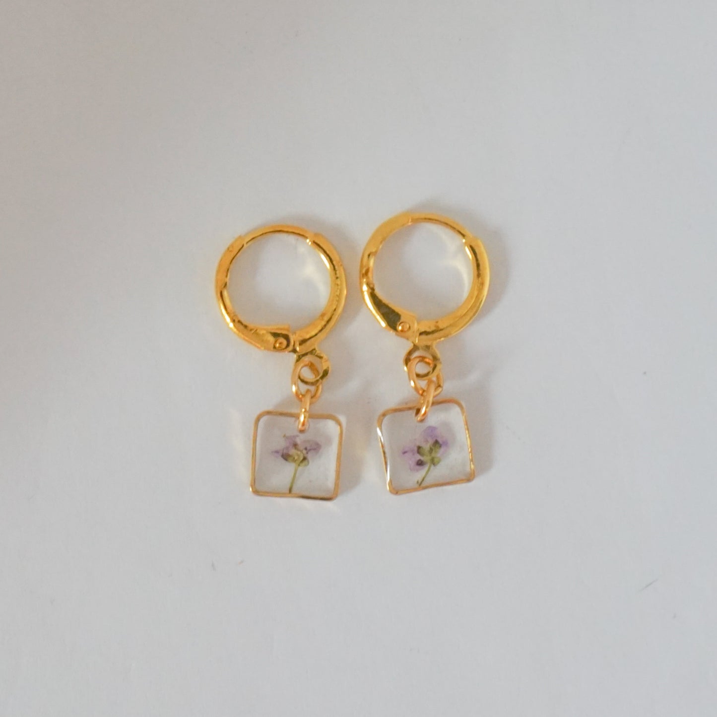 Aretes panalillo lila