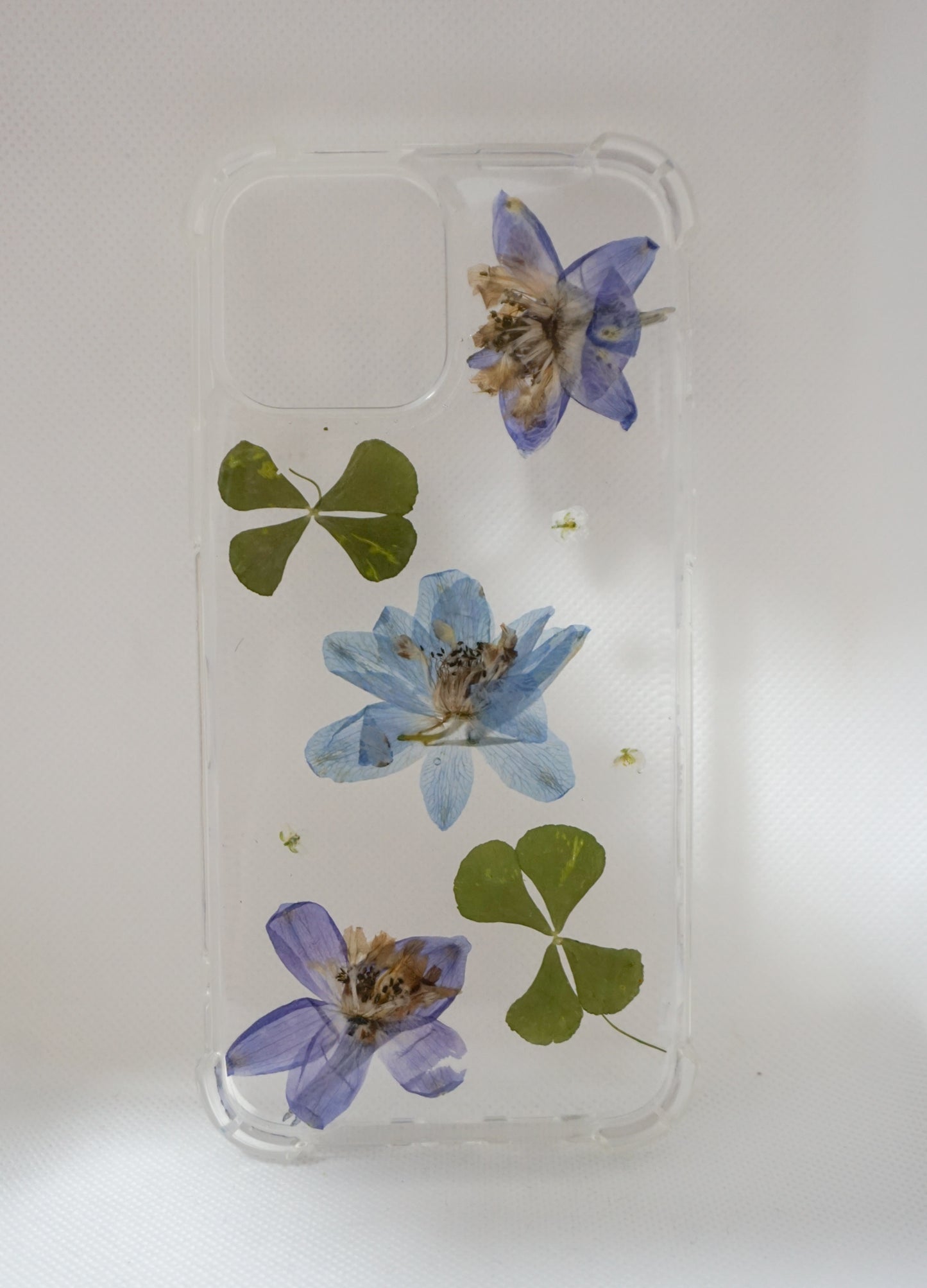 iPhone 13/12 Pro Max Delphinium