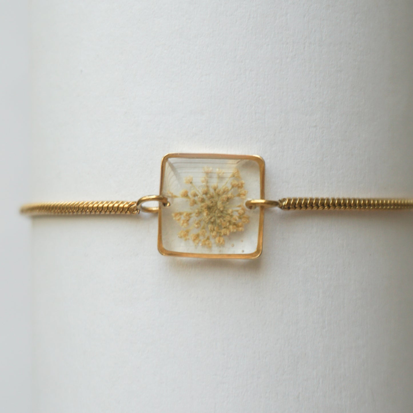 Pulsera encaje