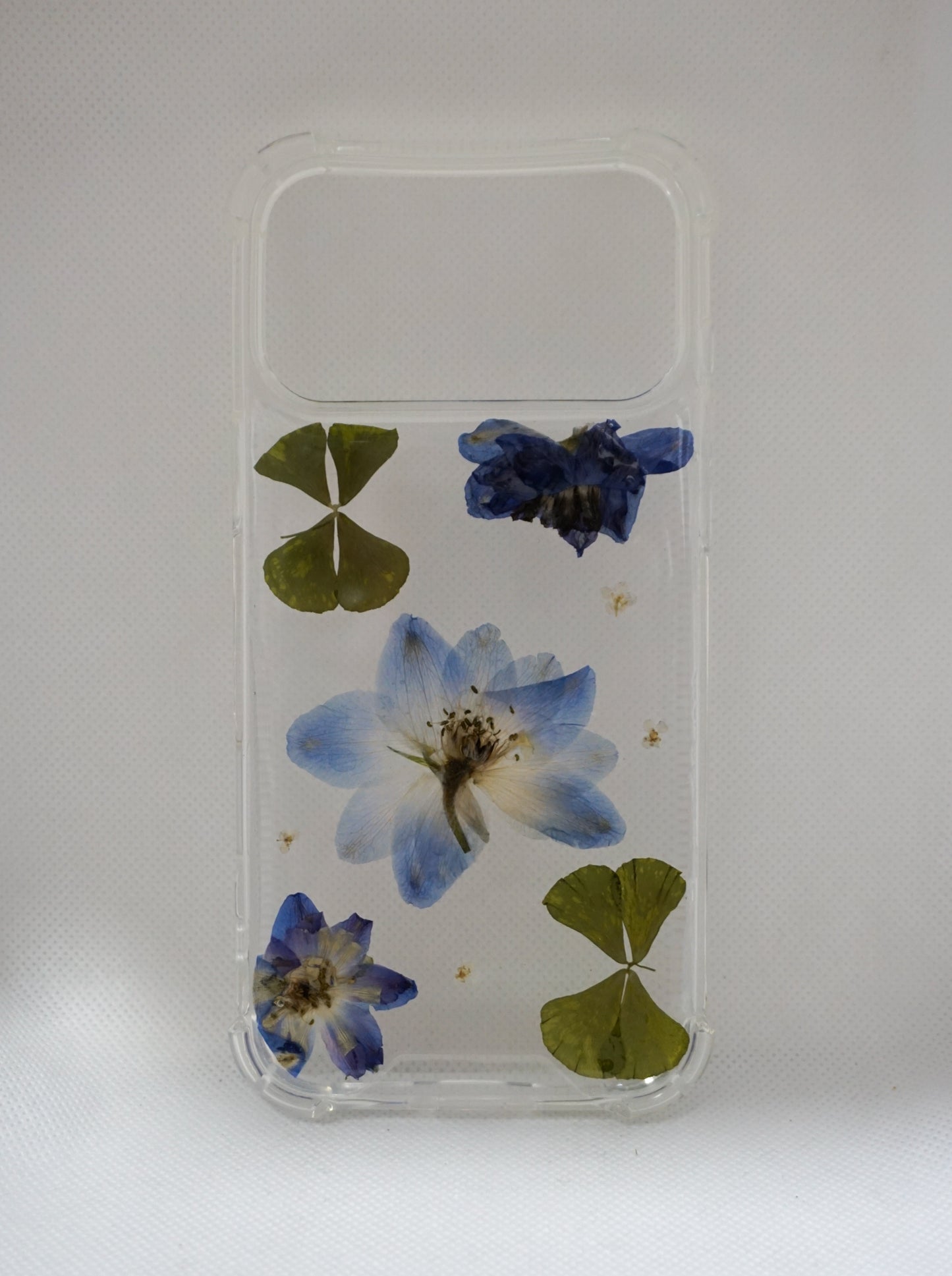 iPhone 17 Pro Max Delphinium