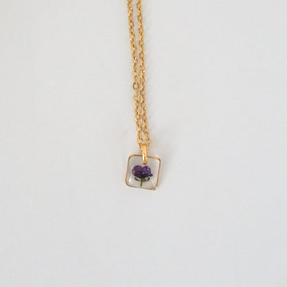 Dije panalillo morado