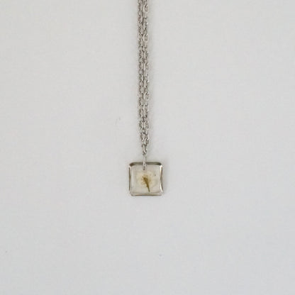 Dije panalillo blanco