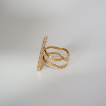 Anillo ajustable hortensia fondo blanco