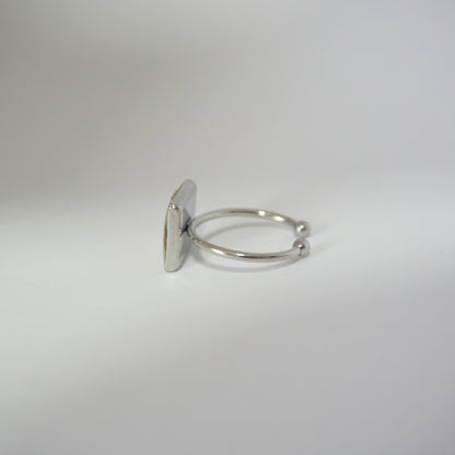 Anillo ajustable hortensia fondo negro