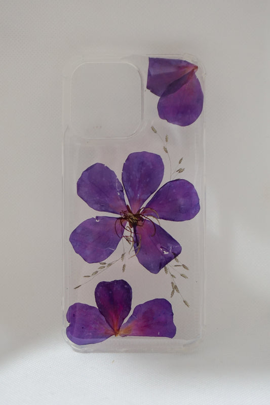 iPhone 15 Pro Max Tibouchina