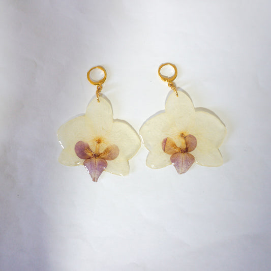 Aretes largos orquídea