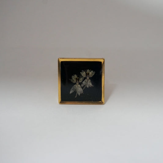 Anillo ajustable algodoncillo fondo negro