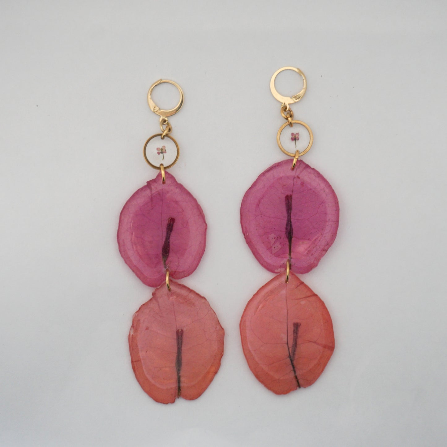 Aretes largos bugambilias fucsia y rosa