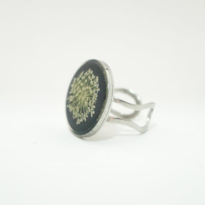 Anillo ajustable encaje fondo negro